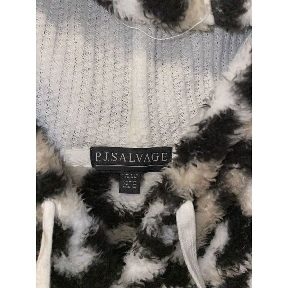 P.J. Salvage Leopard Print Fuzzy Hoodie Women’s Size Medium - Picture 5 of 5